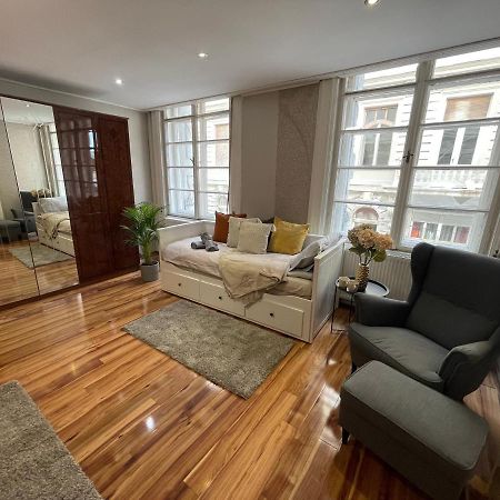 Vintage Home In The Heart Of The City Budapest Esterno foto